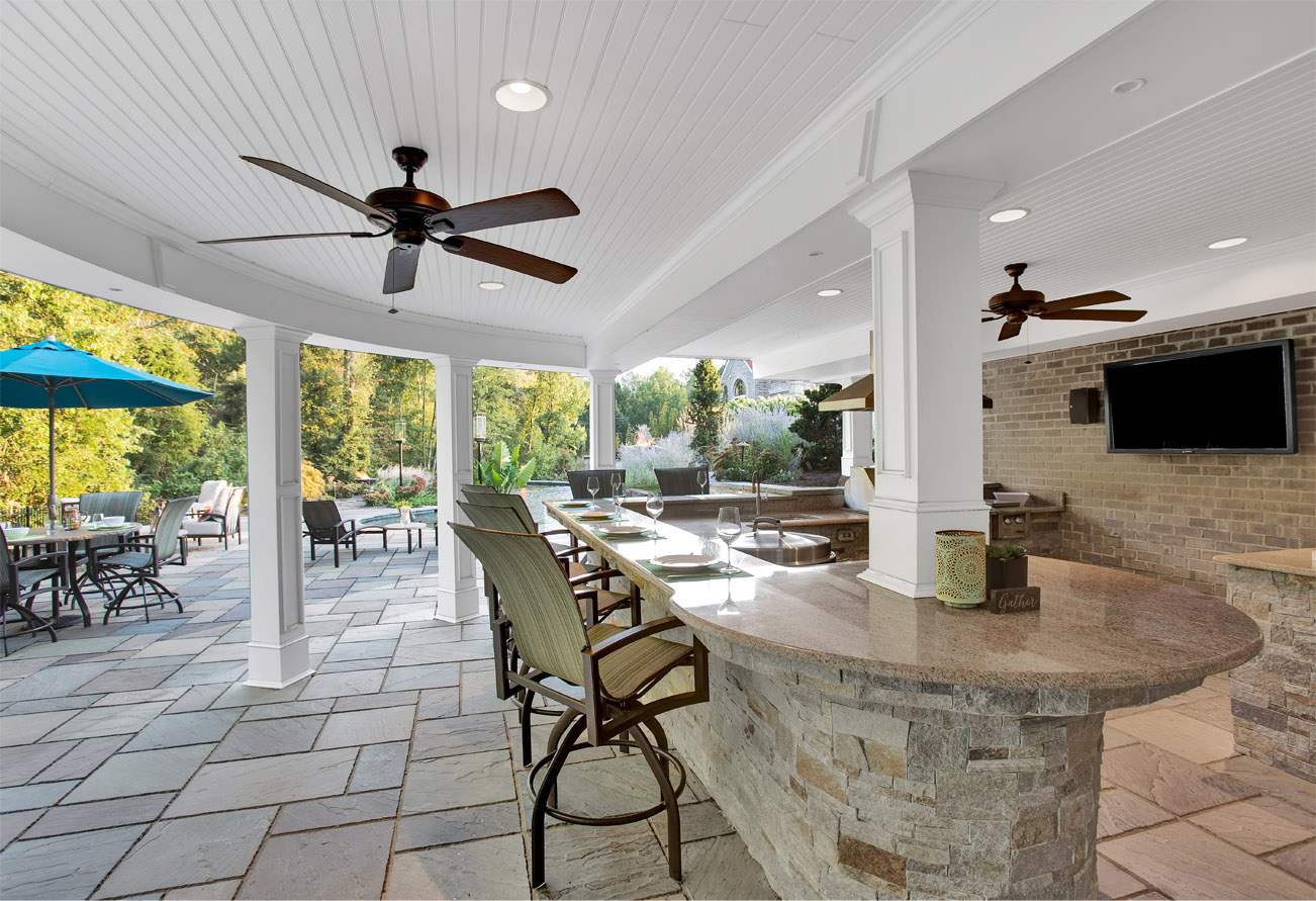 Outdoor Kitchen 